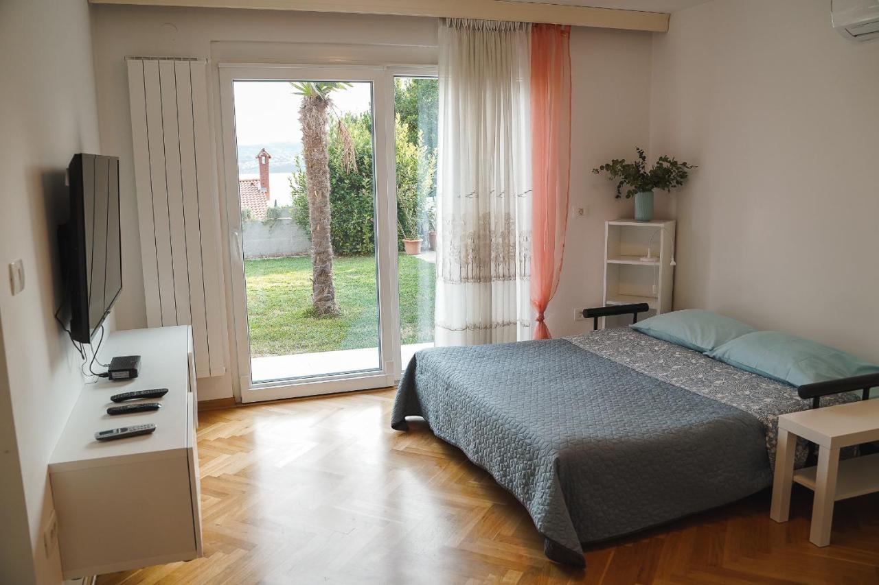 Garden View Apartments Ankaran Kültér fotó