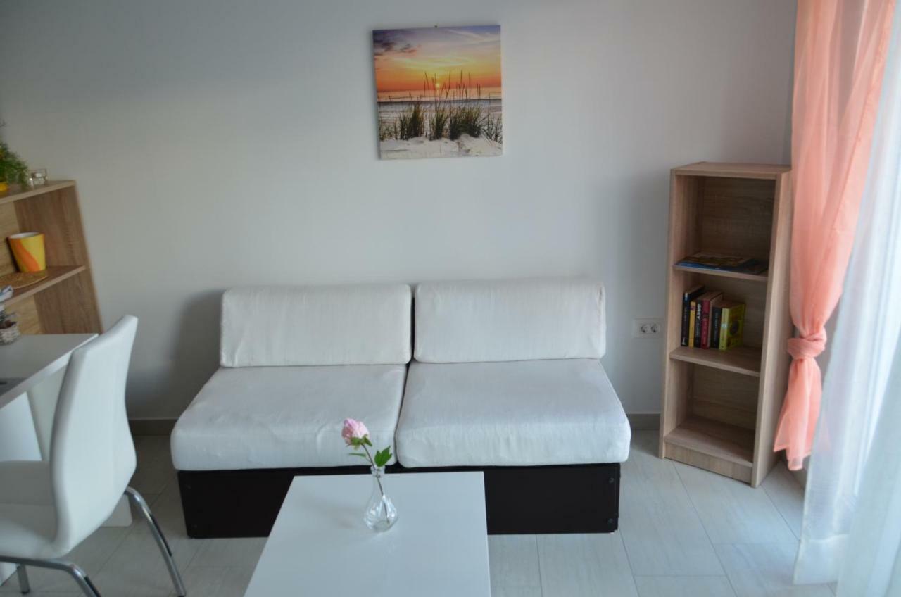 Garden View Apartments Ankaran Kültér fotó