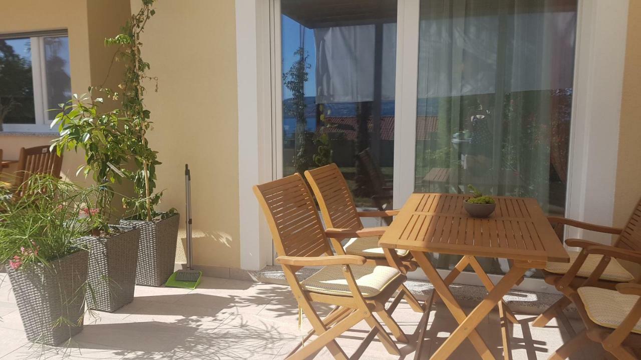 Garden View Apartments Ankaran Kültér fotó