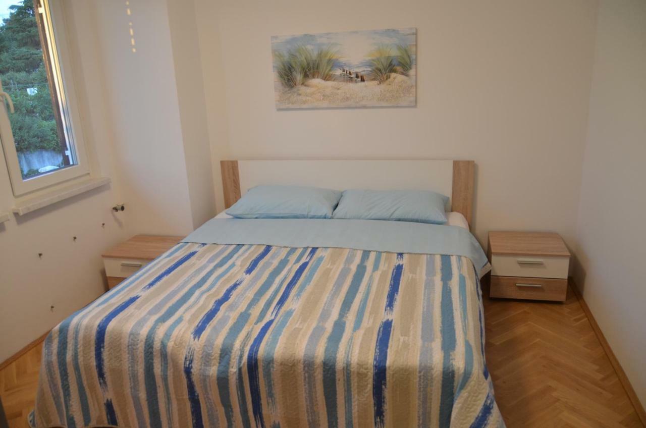 Garden View Apartments Ankaran Kültér fotó